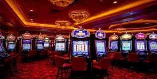 Neon City Slots ဂိမ်း လှပသောဆုလာဘ်များနှင့် Free Spin ရယူပါ